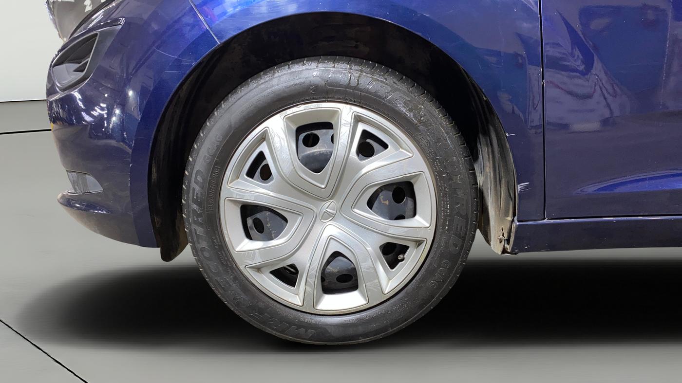 2023 Tata ALTROZ XM PLUS PETROL, Petrol, Manual, 21,889 km, Left Front Wheel