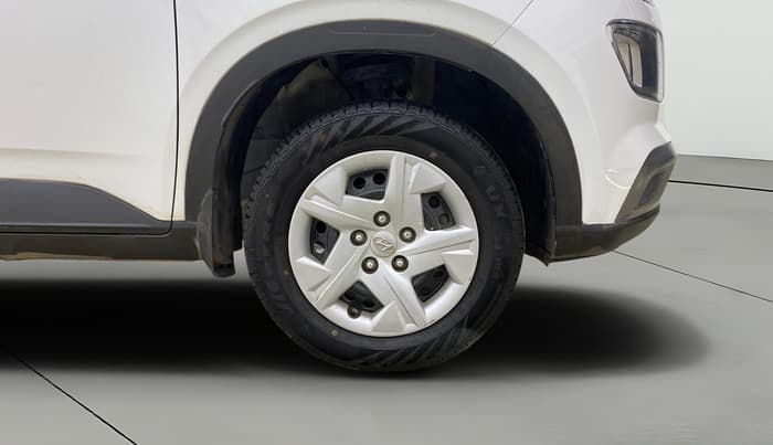 2019 Hyundai VENUE S 1.2, Petrol, Manual, 56,510 km, Right Front Wheel