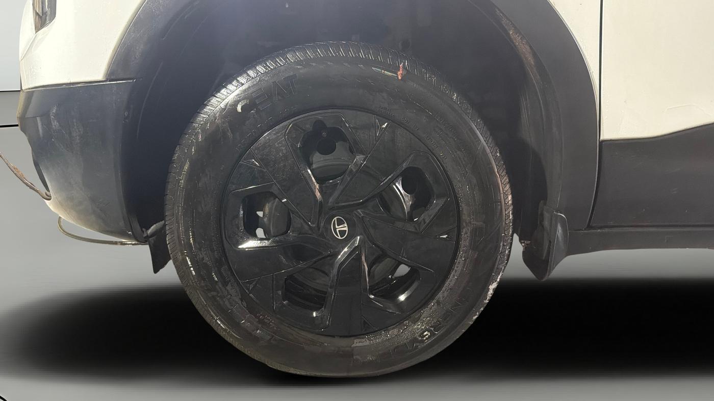 2025 Tata PUNCH Adventure (S) iCNG, CNG, Manual, 4,858 km, Left Front Wheel