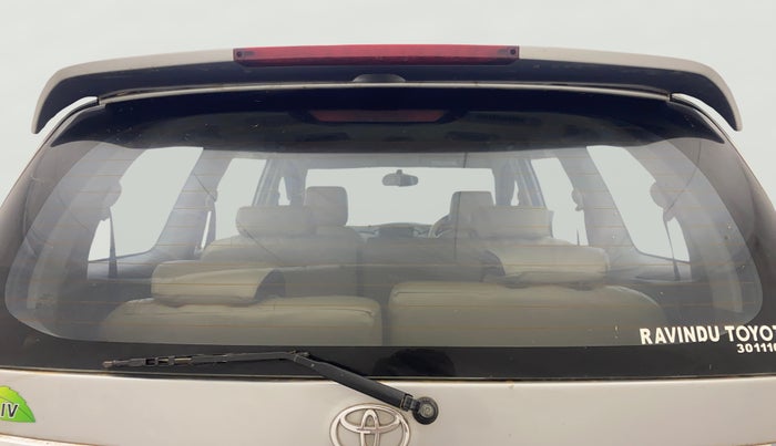 2015 Toyota Innova 2.5 VX 8 STR, Diesel, Manual, 1,02,630 km, Rear Windshield