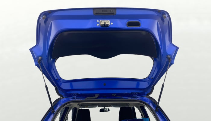 2024 Maruti Swift ZXi Plus AMT, Petrol, Automatic, 5,293 km, Boot Door Open