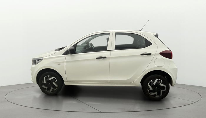 2025 Tata Tiago XM CNG, CNG, Manual, 3,036 km, Left Side