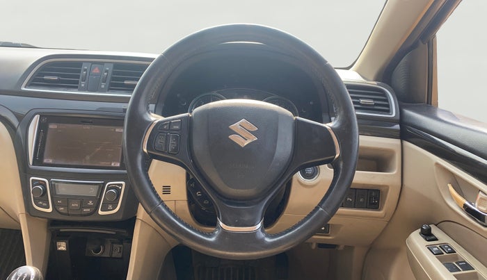 2015 Maruti Ciaz ZDI+ SHVS, Diesel, Manual, 64,541 km, Steering Wheel Close Up