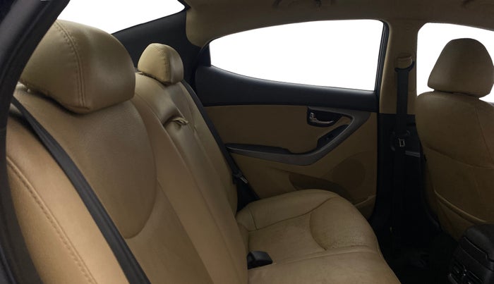 2014 Hyundai New Elantra 1.6 SX AT DIESEL, Diesel, Automatic, 1,02,277 km, Right Side Rear Door Cabin