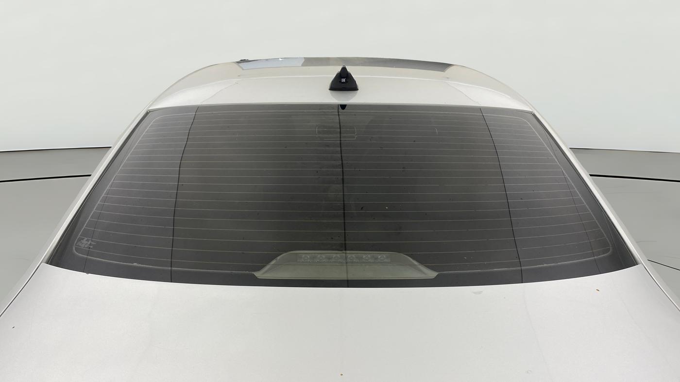 2015 Skoda Rapid 1.5 TDI CR ELEGANCE AT, Diesel, Automatic, 53,592 km, Rear Windshield