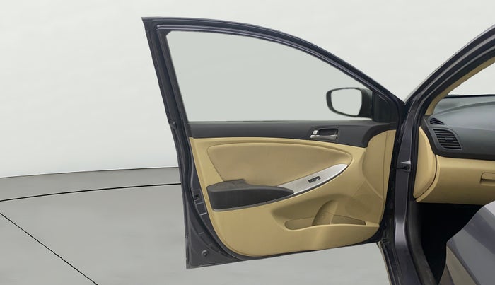 2016 Hyundai Verna 1.4 VTVT, Petrol, Manual, 1,16,477 km, LHS Front Door