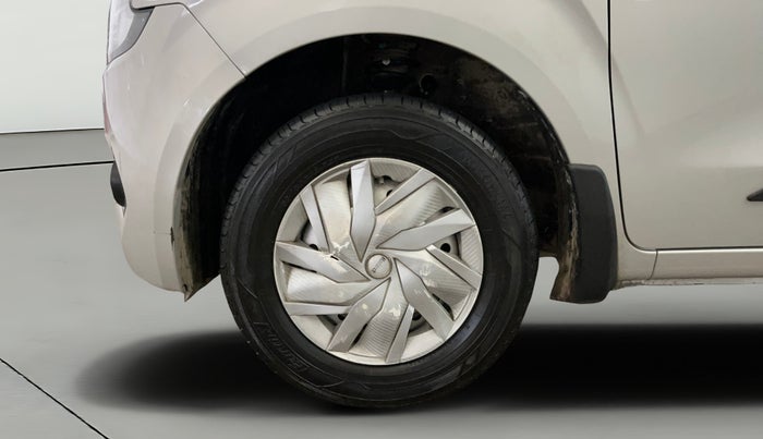 2021 Maruti New Wagon-R LXI CNG 1.0, CNG, Manual, 68,789 km, Left Front Wheel