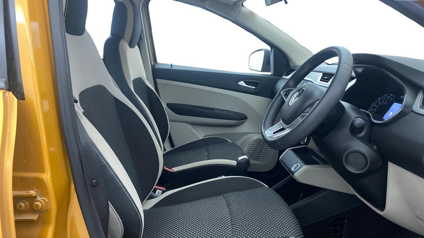 2021 Renault TRIBER RXZ AMT DUAL TONE, Petrol, Automatic, 43,473 km, Right Side Front Door Cabin