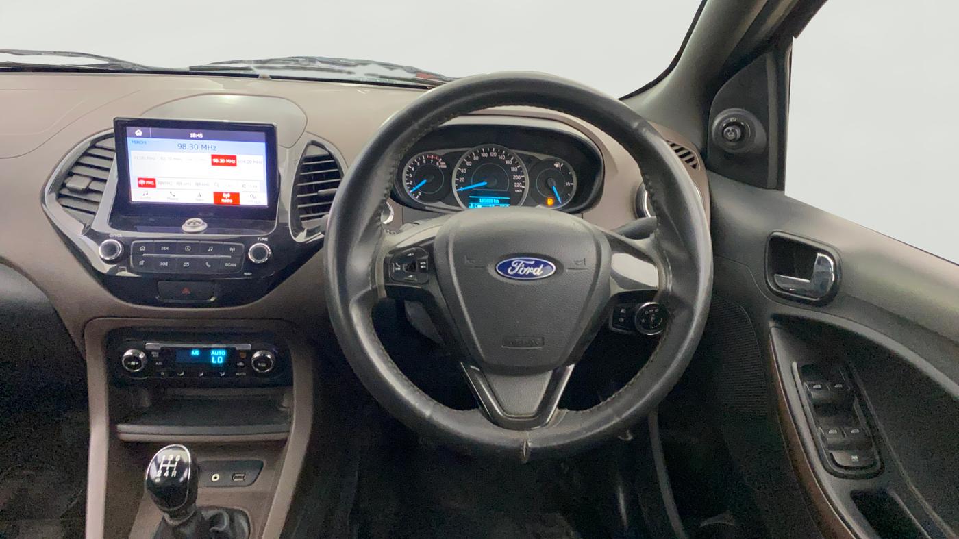 2019 Ford FREESTYLE TITANIUM 1.2 PETROL, Petrol, Manual, 1,05,881 km, Steering Wheel Close Up