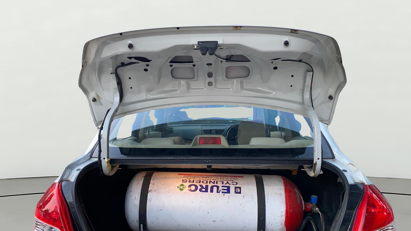 2014 Maruti Swift Dzire LXI, CNG, Manual, 67,340 km, Boot Door Open