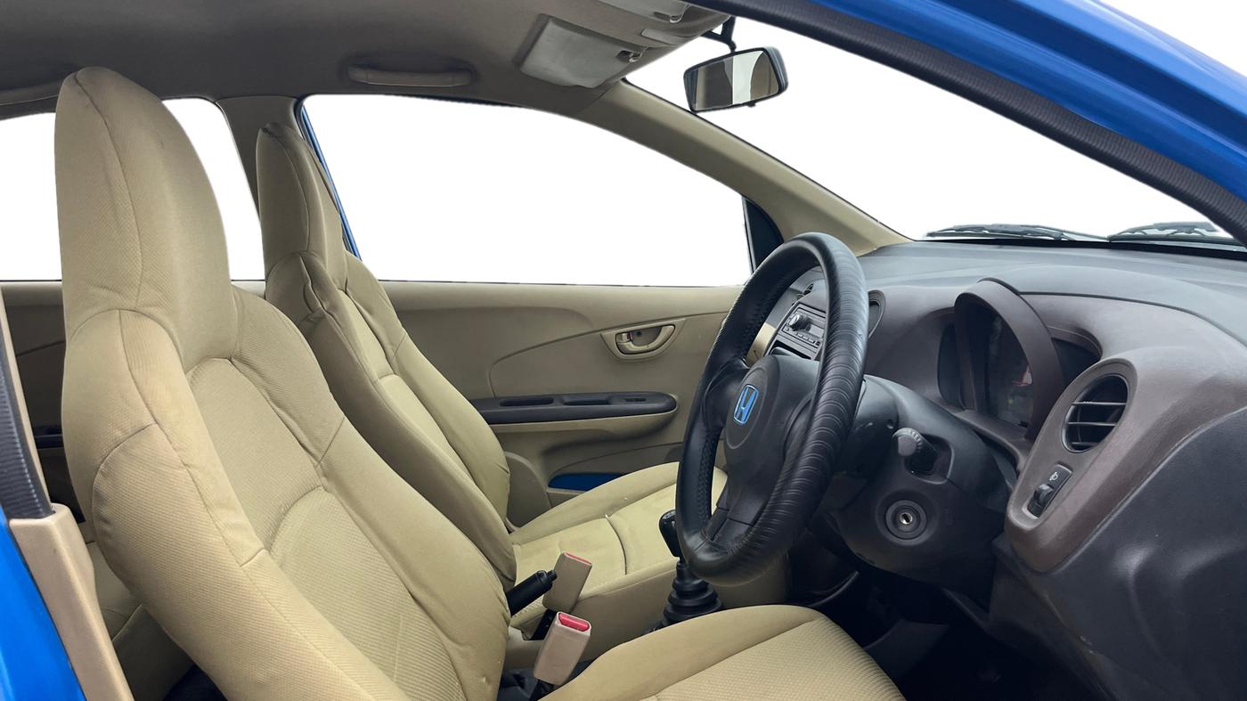 2013 Honda Brio EX MT, Petrol, Manual, 79,967 km, Right Side Front Door Cabin