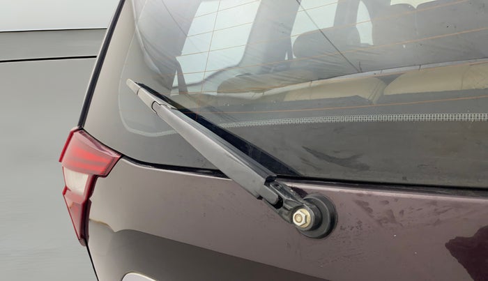 2019 Mahindra XUV500 W11 AT, Diesel, Automatic, 85,421 km, Rear Wiper