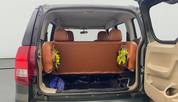 2017 Mahindra TUV300 T8, Diesel, Manual, 73,316 km, Boot Open Zoomed View