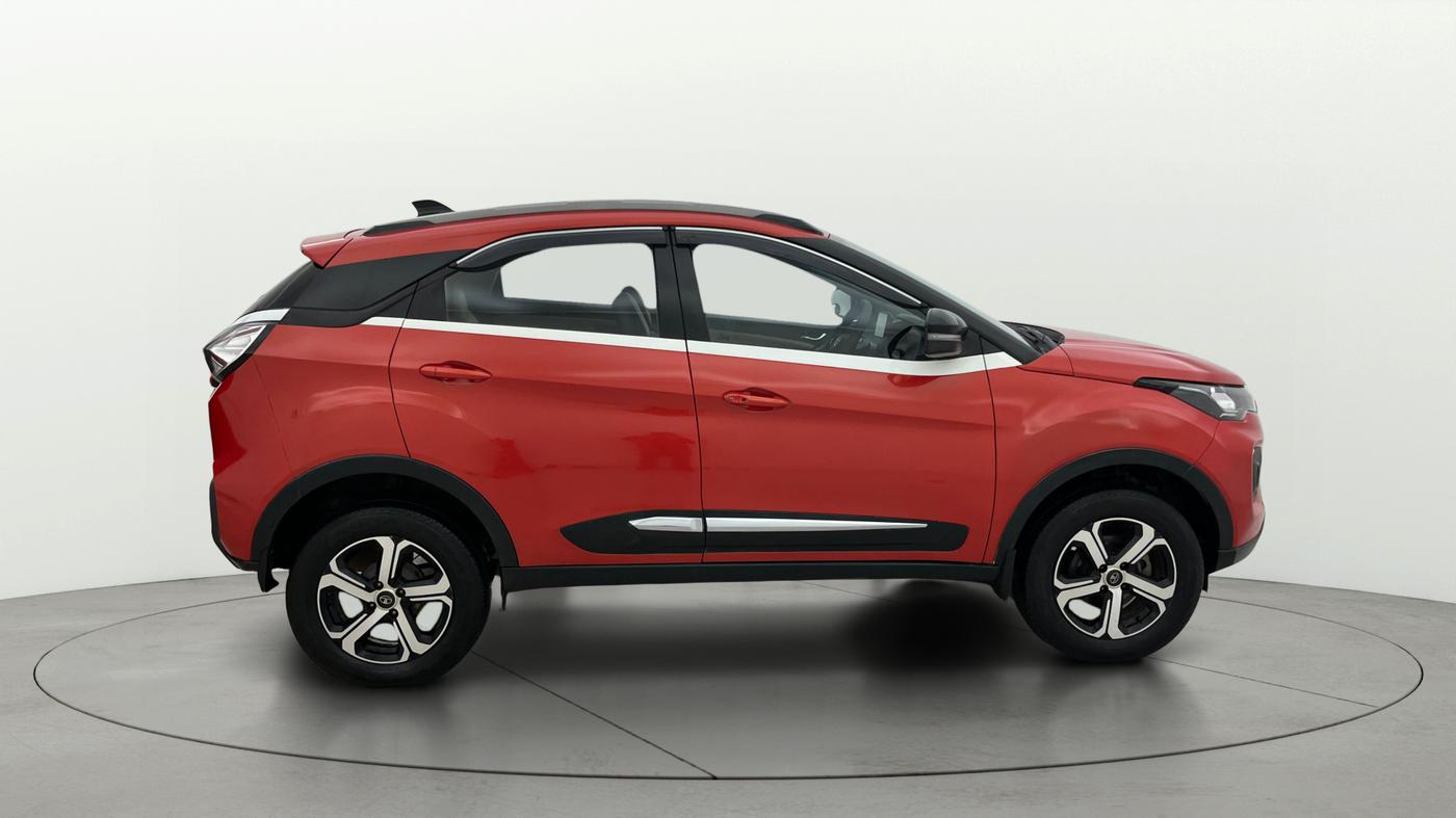 2022 Tata NEXON XZ PLUS PETROL, Petrol, Manual, 41,747 km, Right Side View