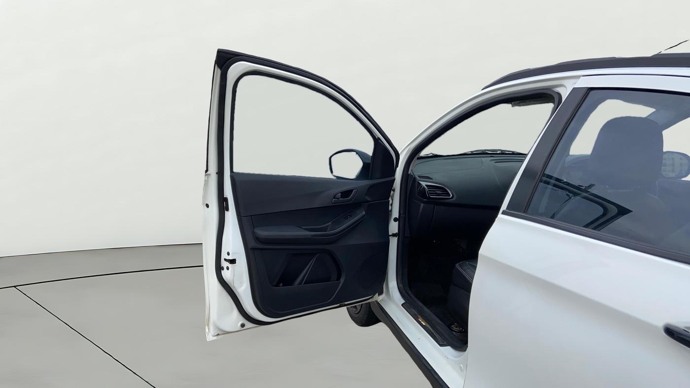 2022 Tata TIAGO NRG XZ AMT, Petrol, Automatic, 41,915 km, LHS Front Door
