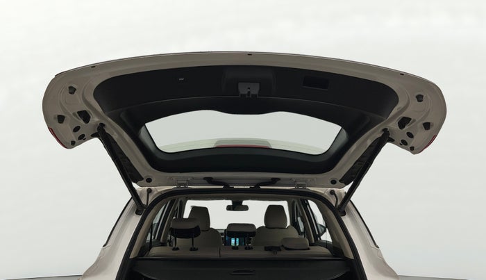 2023 MG HECTOR SHARP PRO 1.5 PETROL TURBO CVT PETROL, Petrol, Automatic, 22,677 km, Boot Door Open