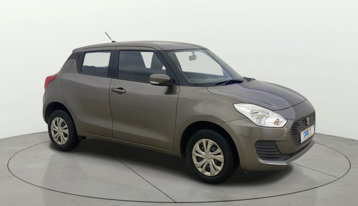 2018 Maruti Swift VXI AMT, Petrol, Automatic, 1,08,777 km, Right Front Diagonal
