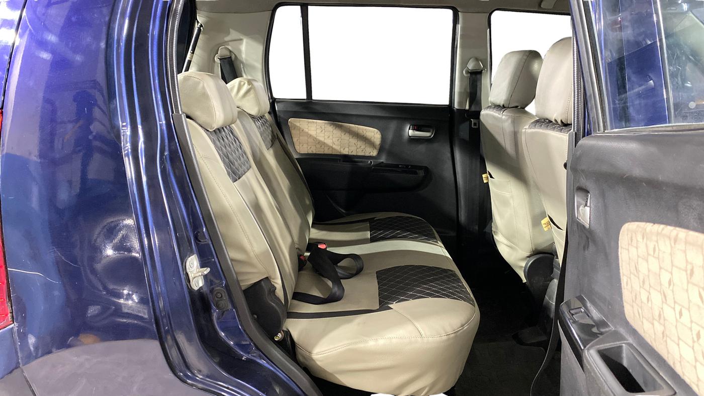 2018 Maruti Wagon R 1.0 VXI, Petrol, Manual, 31,438 km, Right Side Rear Door Cabin
