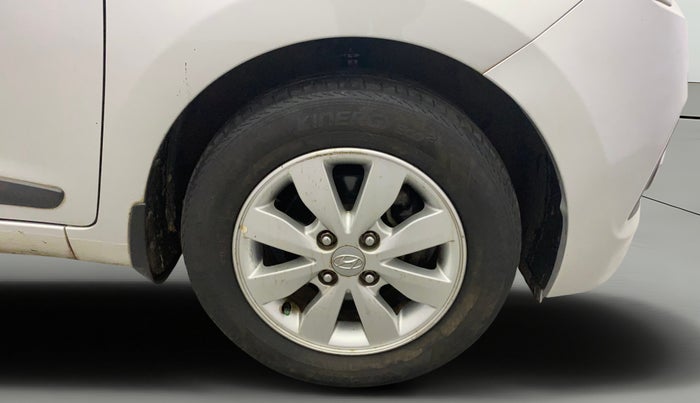 2014 Hyundai Xcent S (O) 1.2, Petrol, Manual, 94,087 km, Right Front Wheel