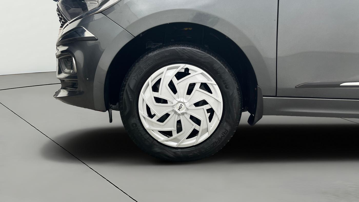 2023 Tata TIGOR XZ PLUS CNG, CNG, Manual, 25,571 km, Left Front Wheel