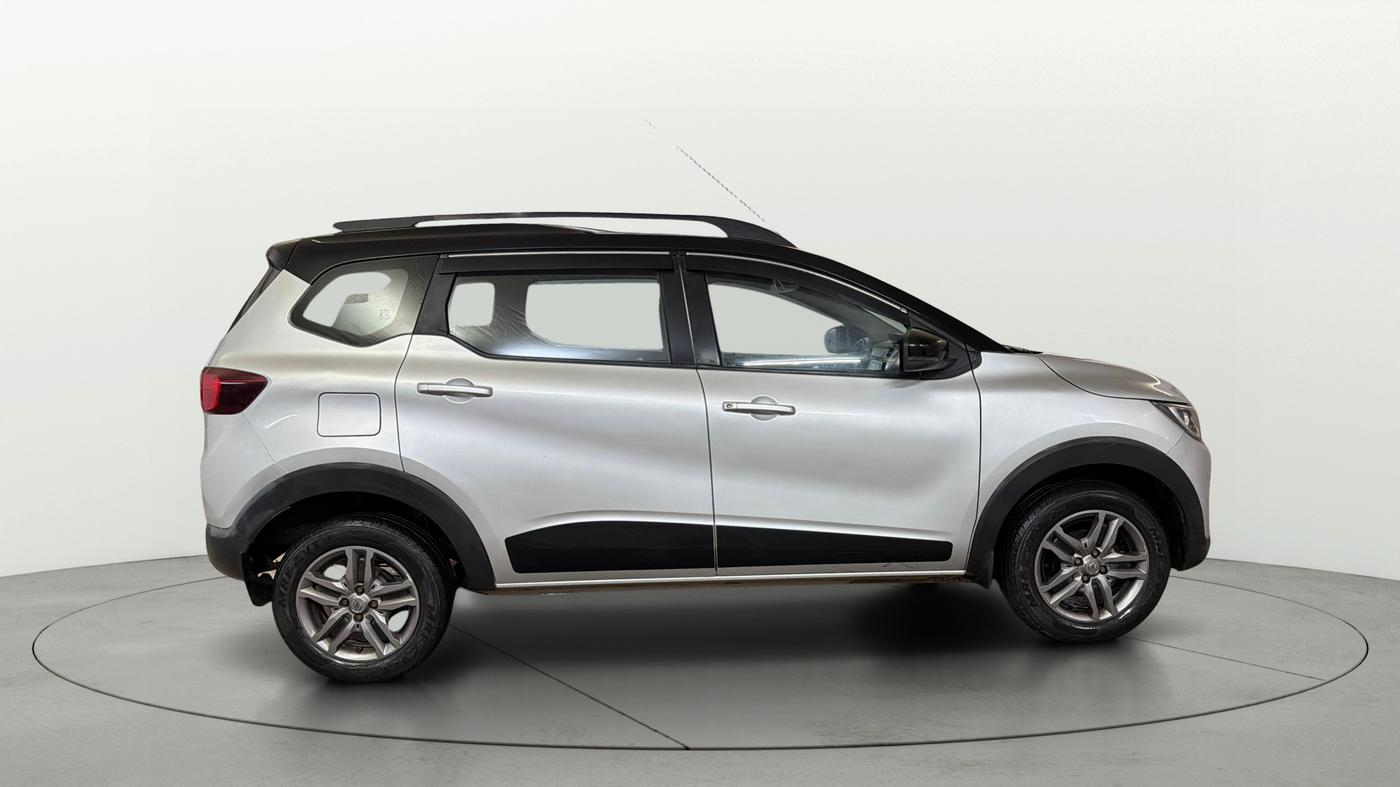 2023 Renault TRIBER RXZ AMT, Petrol, Automatic, 29,434 km, Right Side View