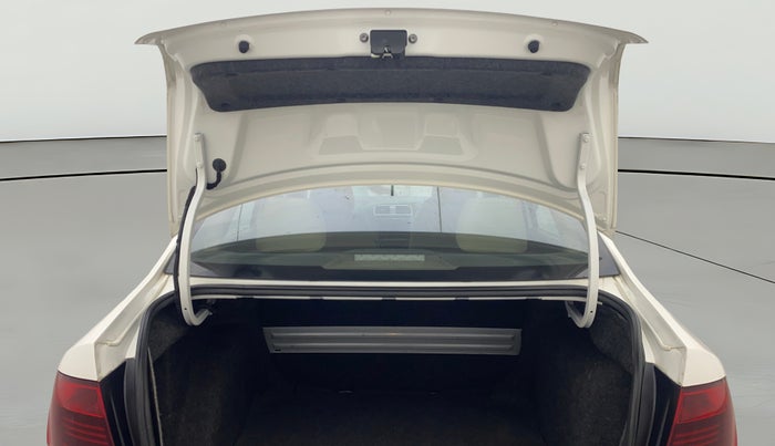 2018 Volkswagen Vento 1.2 TSI HIGHLINE PLUS AT, Petrol, Automatic, 60,751 km, Boot Door Open