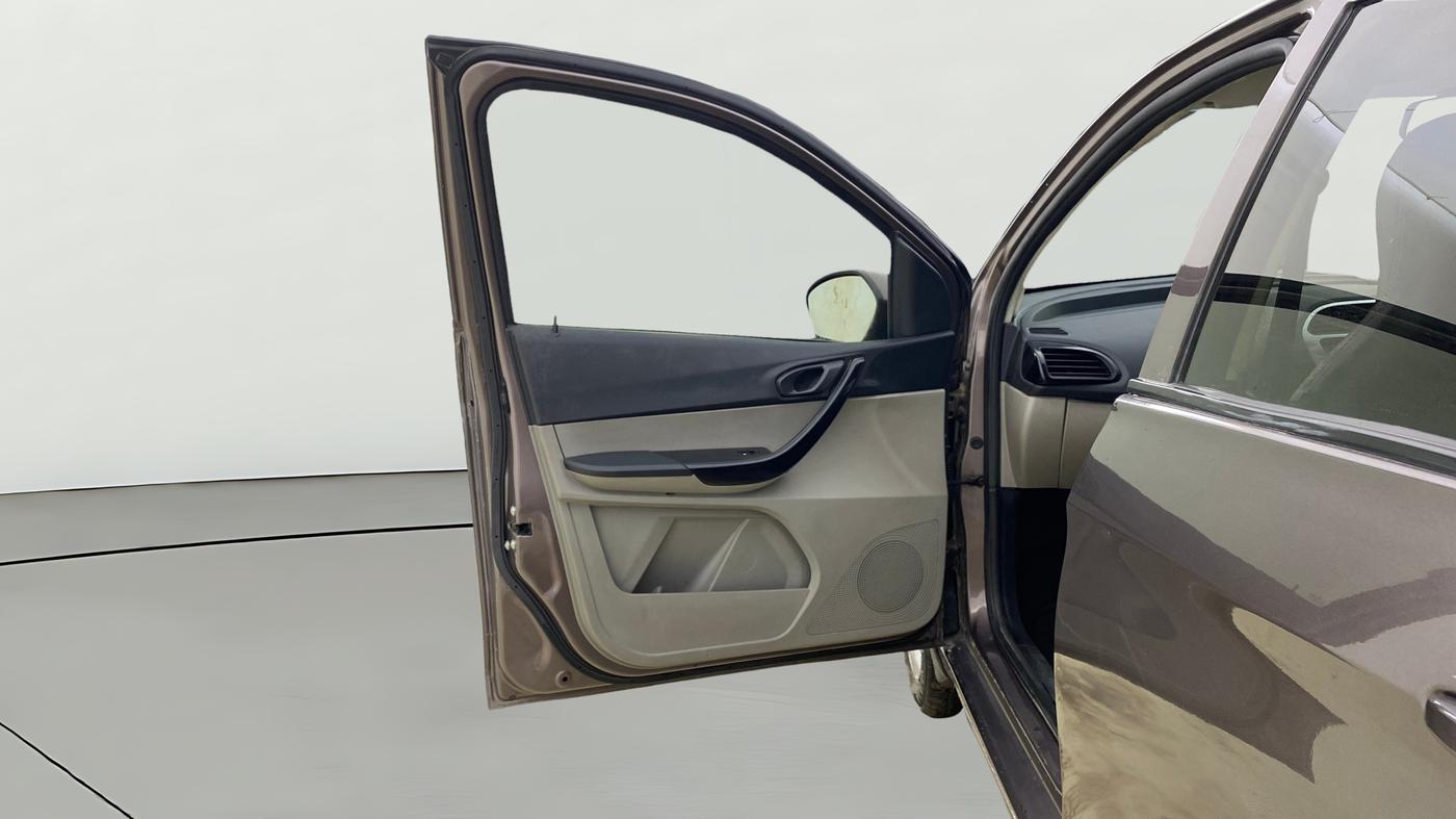 2017 Tata Tiago XT PETROL, Petrol, Manual, 75,258 km, LHS Front Door