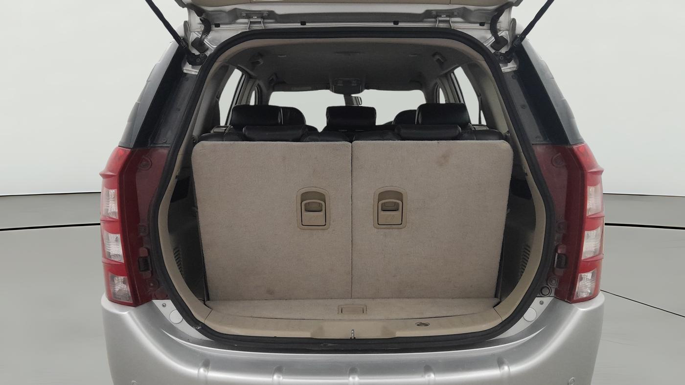 2016 Mahindra XUV500 W6 AT 1.99, Diesel, Automatic, 44,518 km, Boot Open Zoomed View