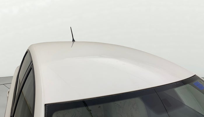 2014 Volkswagen Polo COMFORTLINE 1.2L, Petrol, Manual, 44,337 km, Roof