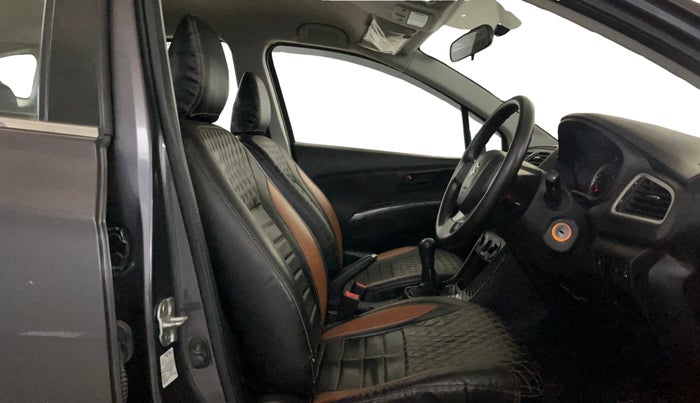 2022 Maruti S Cross SIGMA 1.5, Petrol, Manual, 69,882 km, Right Side Front Door Cabin