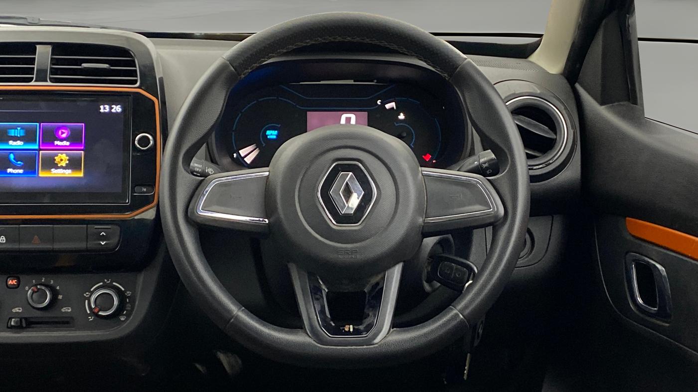 2021 Renault Kwid CLIMBER 1.0 AMT (O), Petrol, Automatic, 41,002 km, Steering Wheel Close Up