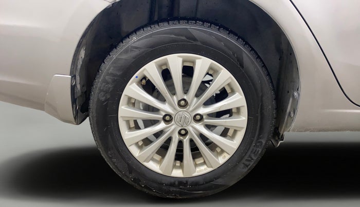 2016 Maruti Ciaz ZXI AT, Petrol, Automatic, 98,888 km, Right Rear Wheel
