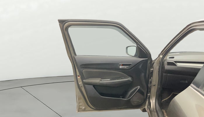 2020 Maruti Swift VXI, Petrol, Manual, 94,422 km, LHS Front Door