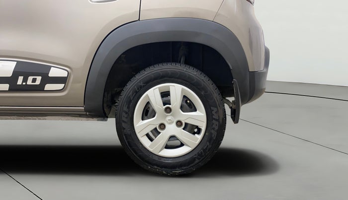 2016 Renault Kwid RXT 1.0 AMT, Petrol, Automatic, 75,000 km, Left Rear Wheel