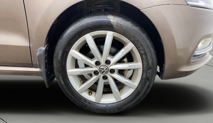 2018 Volkswagen Polo HIGHLINE PLUS 1.0 16 ALLOY, Petrol, Manual, 50,643 km, Right Front Wheel