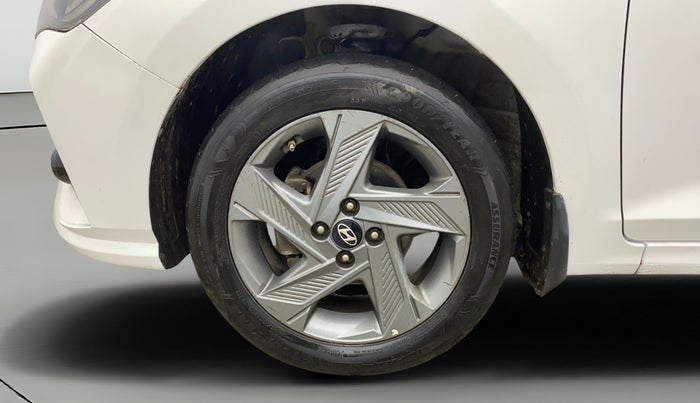 2022 Hyundai Verna SX (O)1.5 VTVT, CNG, Manual, 60,708 km, Left Front Wheel