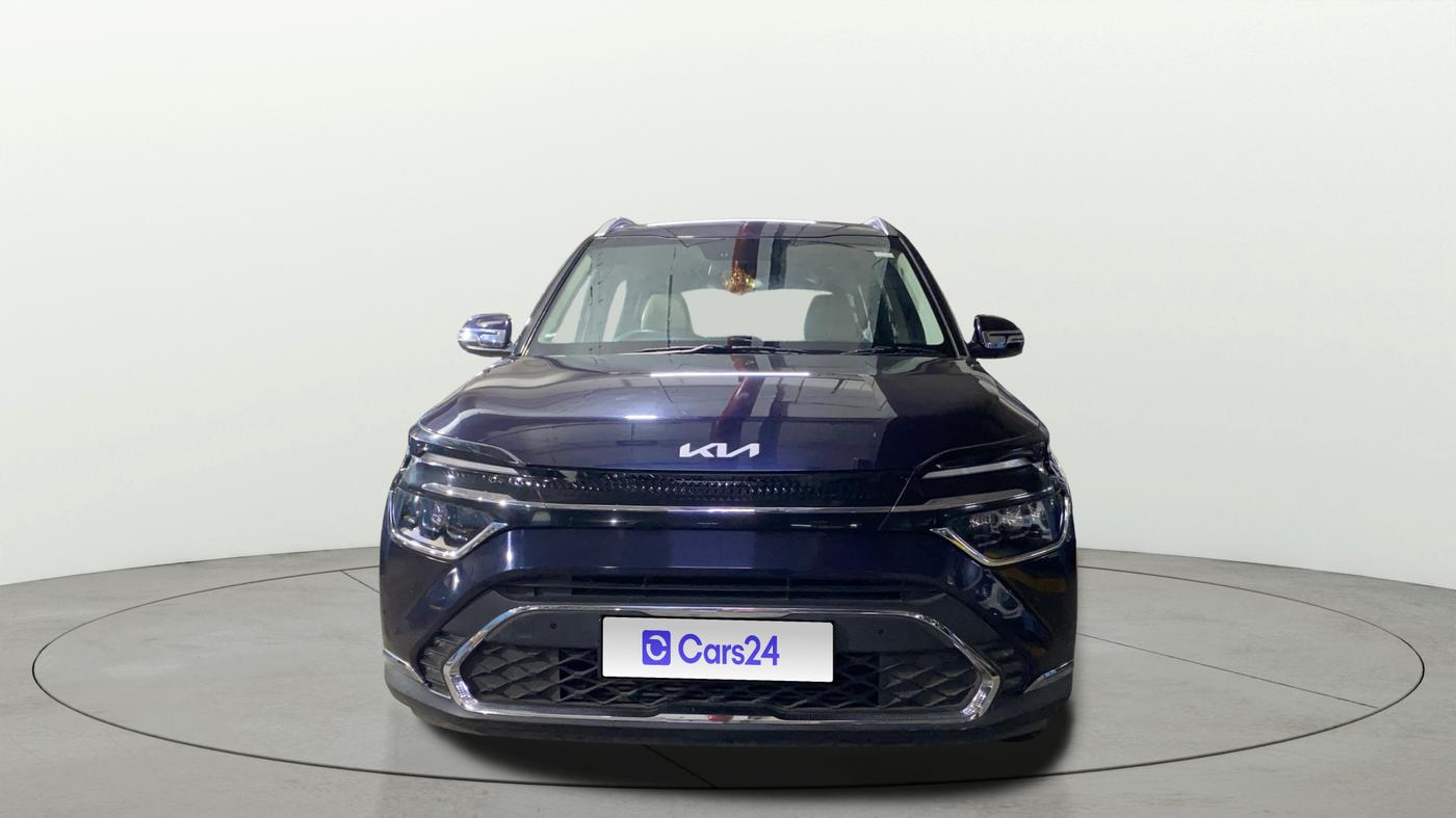 2023 KIA CARENS LUXURY PLUS 1.5 IMT PETROL, Petrol, Manual, 28,643 km, Front