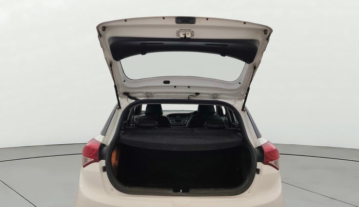 2014 Hyundai Elite i20 ASTA 1.2, Petrol, Manual, 65,004 km, Boot Door Open