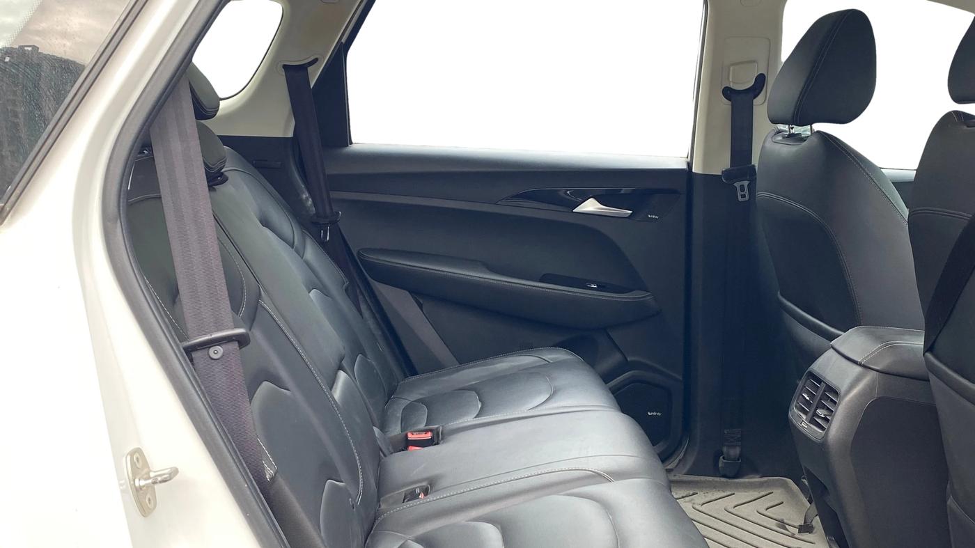 2019 MG HECTOR SHARP 1.5 DCT PETROL, Petrol, Automatic, 47,125 km, Right Side Rear Door Cabin