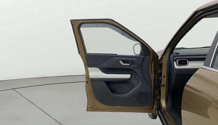 2023 Tata PUNCH CREATIVE  MT, Petrol, Manual, 42,179 km, LHS Front Door