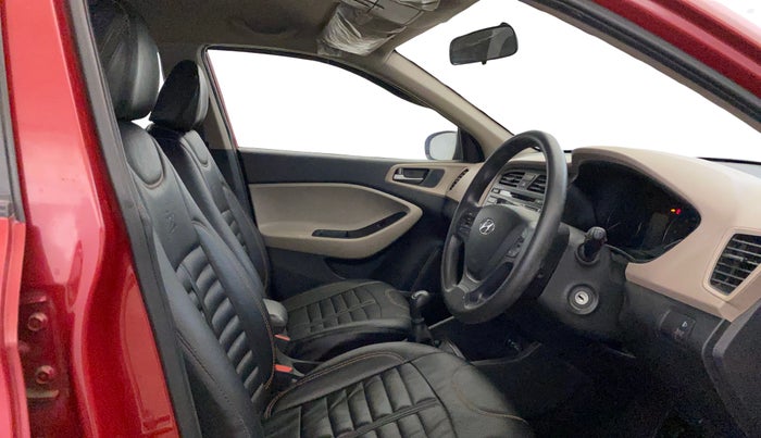 2017 Hyundai Elite i20 SPORTZ 1.2, Petrol, Manual, 28,611 km, Right Side Front Door Cabin