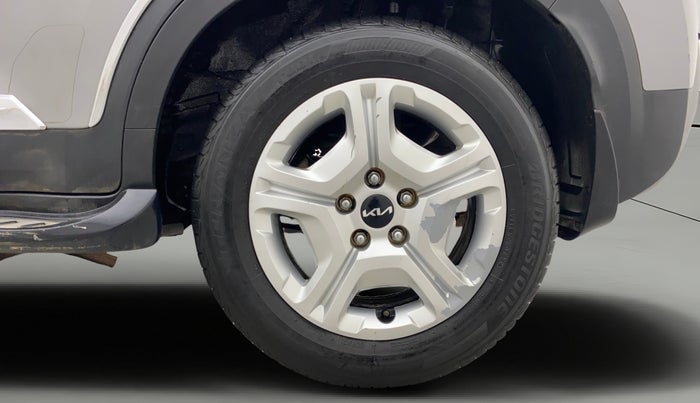 2021 KIA SONET HTK PLUS 1.5, Diesel, Manual, 79,694 km, Left Rear Wheel