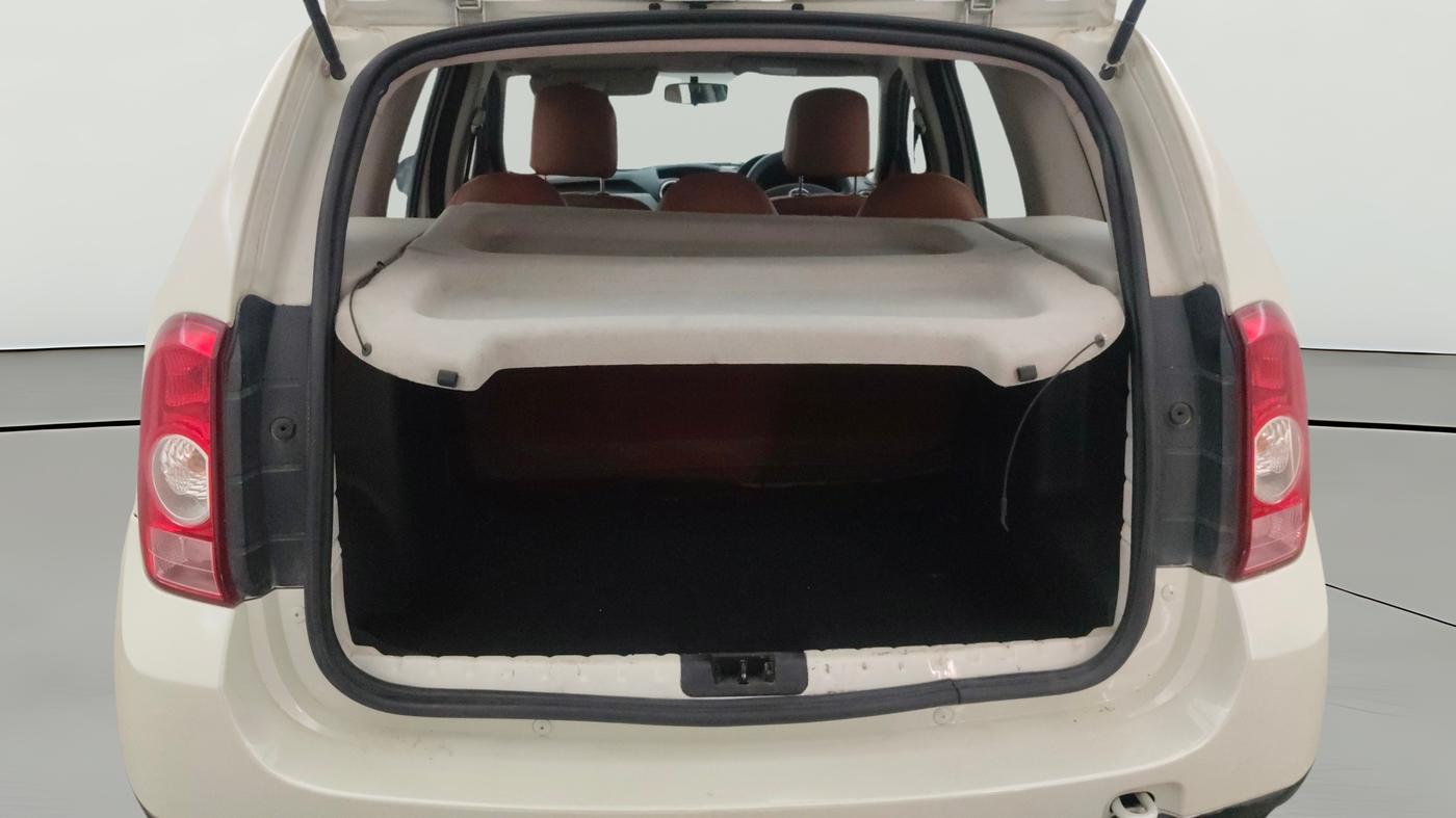 2013 Renault Duster RXE PETROL, Petrol, Manual, 61,904 km, Boot Open Zoomed View