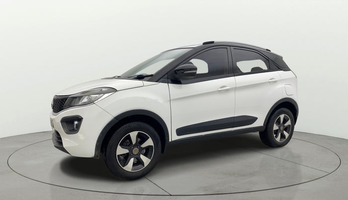 2019 Tata NEXON XZA PLUS PETROL DUAL TONE, Petrol, Automatic, 1,08,618 km, Left Front Diagonal