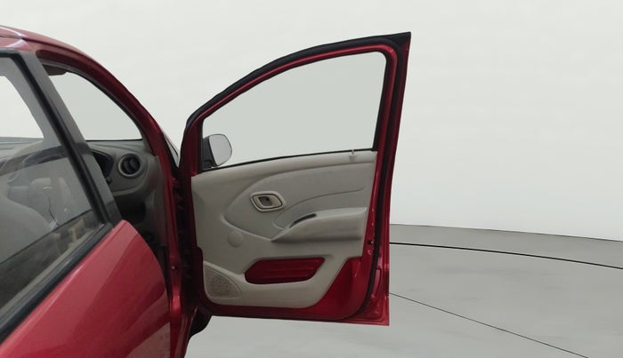 2017 Datsun Redi Go T (O), Petrol, Manual, 17,451 km, RHS Front Door