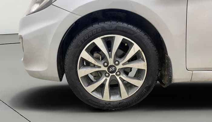 2014 Hyundai Verna FLUIDIC 1.6 VTVT SX, Petrol, Manual, 80,712 km, Left Front Wheel