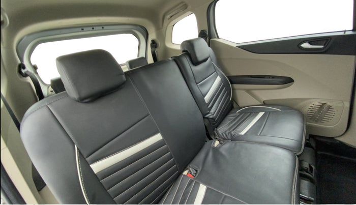 2022 Renault TRIBER RXZ, Petrol, Manual, 19,954 km, Right Side Rear Door Cabin