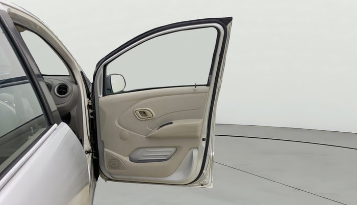 2017 Datsun Redi Go S, Petrol, Manual, 67,495 km, RHS Front Door