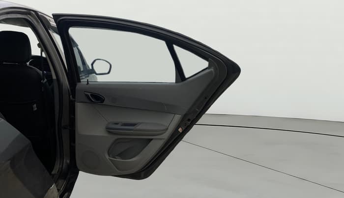 2021 Tata TIGOR XZ PETROL, Petrol, Manual, 1,22,399 km, RHS Rear Door