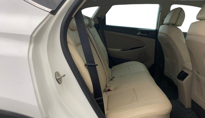 2017 Hyundai Tucson GLS 4WD AT DIESEL, Diesel, Automatic, 1,31,162 km, Right Side Rear Door Cabin